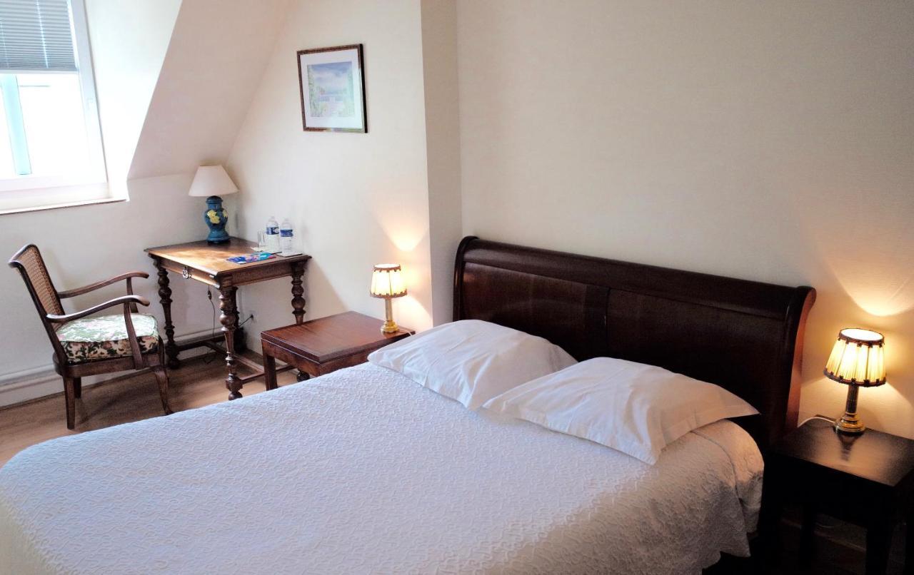 Bed and Breakfast Les Crepinieres Шартр Экстерьер фото
