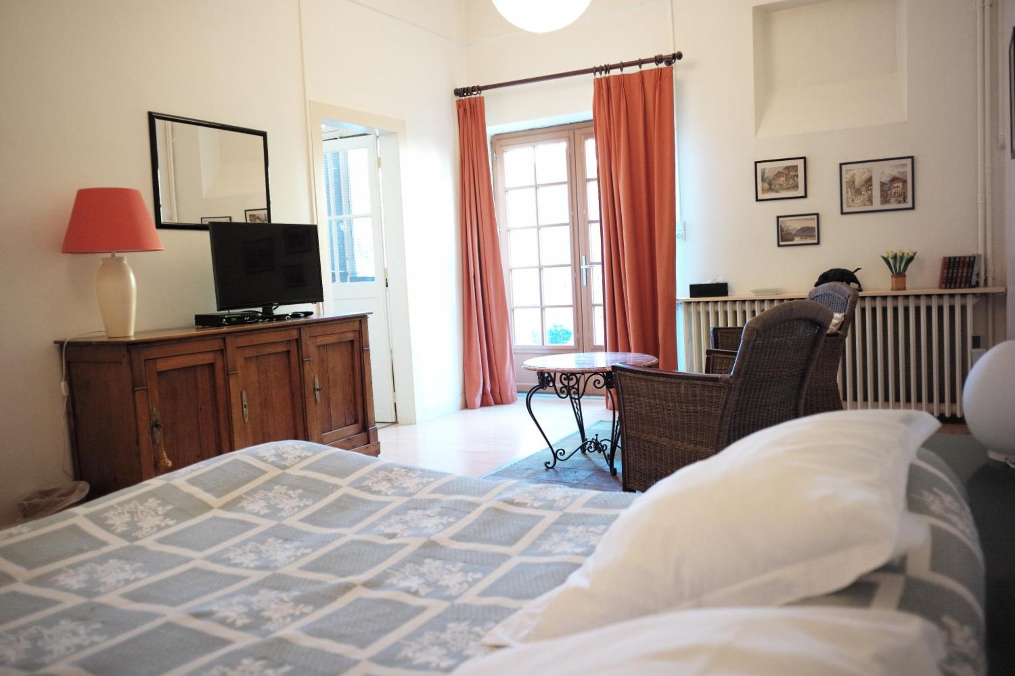Bed and Breakfast Les Crepinieres Шартр Экстерьер фото